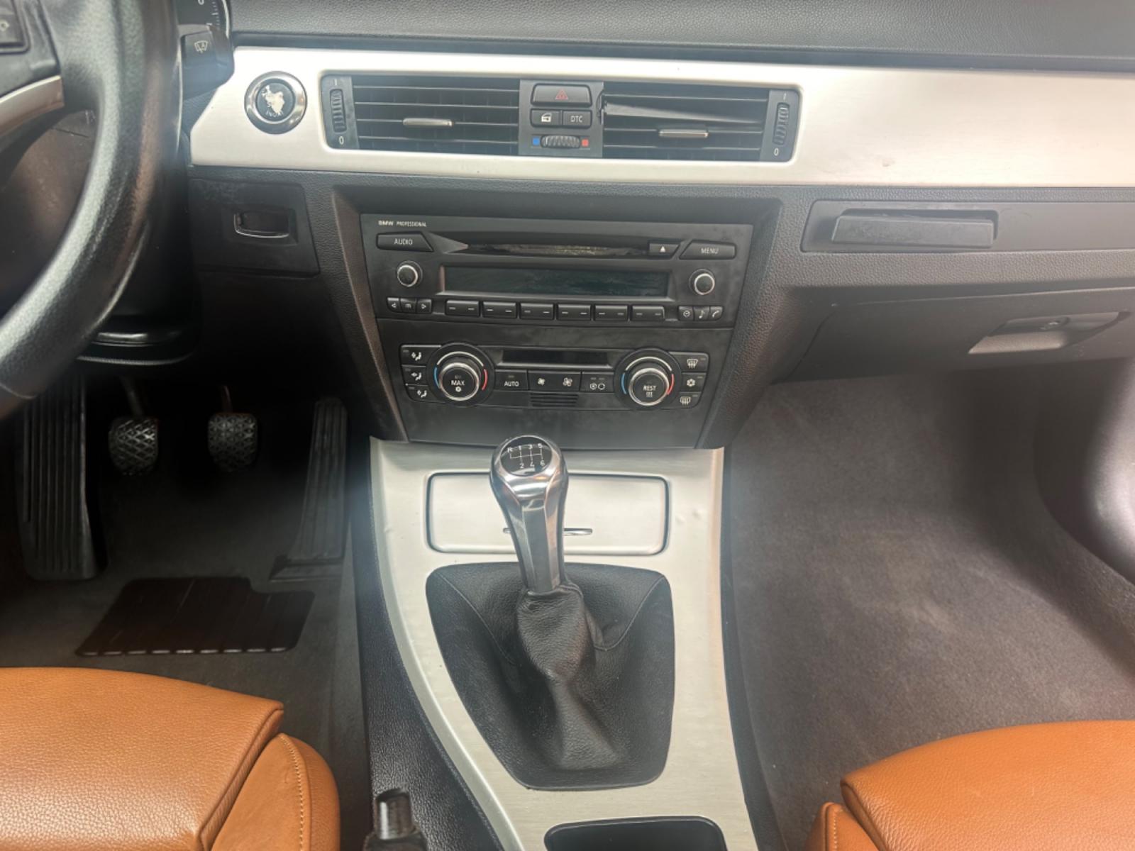 2007 Black /South African Safari BMW 3-Series Leather (WBAWV135X7P) with an Inline 6 engine, Maual transmission, located at 30 S. Berkeley Avenue, Pasadena, CA, 91107, (626) 248-7567, 34.145447, -118.109398 - Photo #24